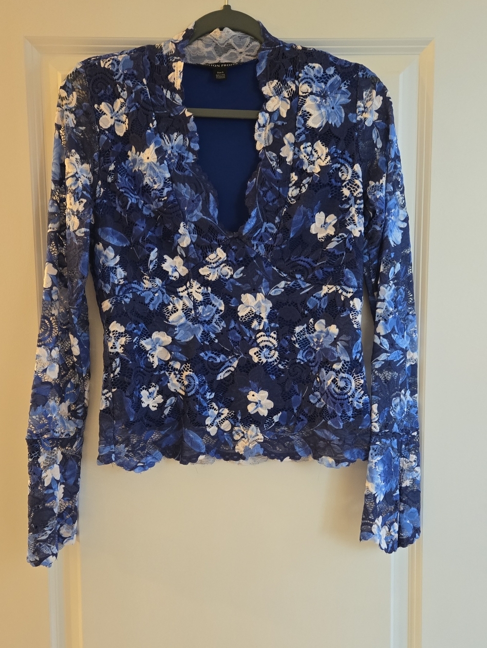 Boston Proper Blue Floral Lace V-Neck Blouse